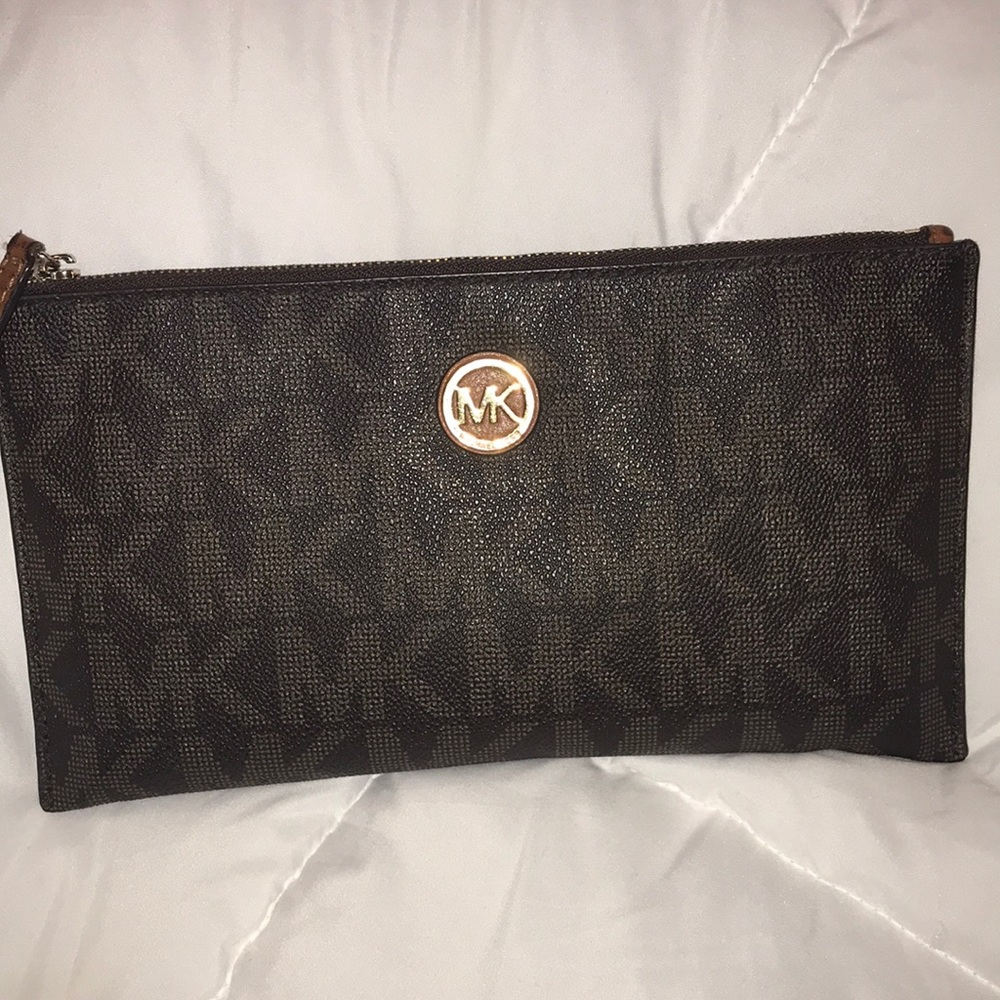 Michael Kors clutch